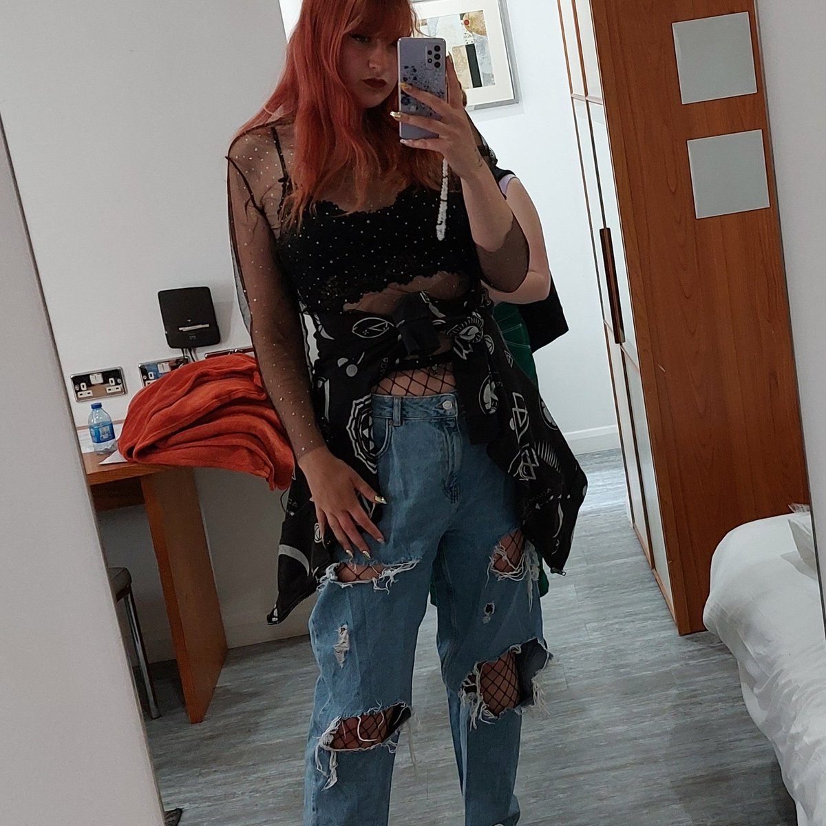 GlamAnus's tweet photo. #NieuweProfielfoto concertoutfit in London last year #RoyalAlbertHall 🥹🥹🥹❤️❤️❤️ https://t.co/IwJ5ywLV8N