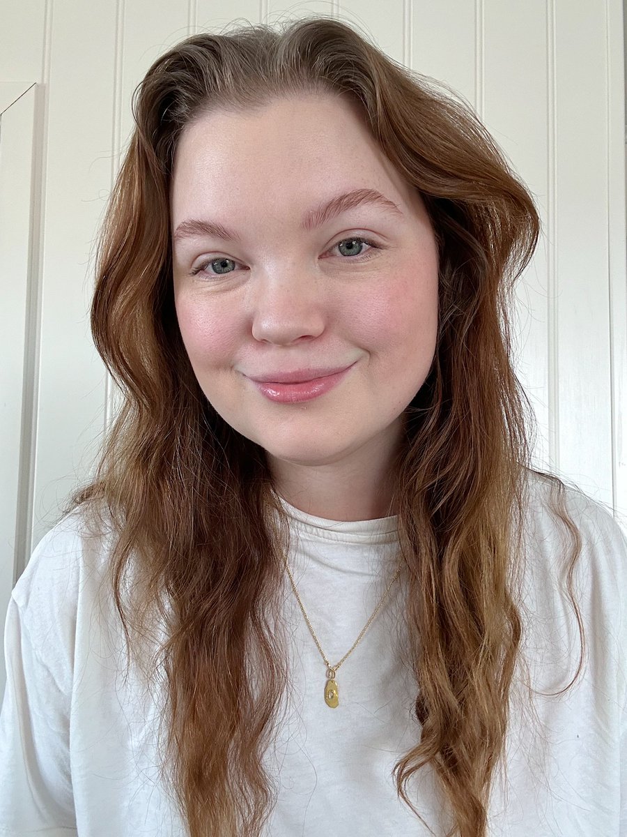 Hi❤️ My name is Malena, from Norway, and this is #WhatAGameDevLooksLike

I’m not a #GDC this year, but would love to get more connections💕 So drop a message 💕

I’m an Art Director/Environment Artist at <a href="/surtgames/">SURT - Ringo's Roundup Demo Out Now!🐇 🚗💌</a> currently making a cute puzzle game. 🐰