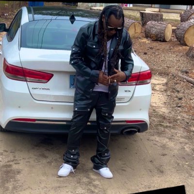 jodysCREEPIN's tweet photo. #NewProfilePic https://t.co/F8jFQ972gs