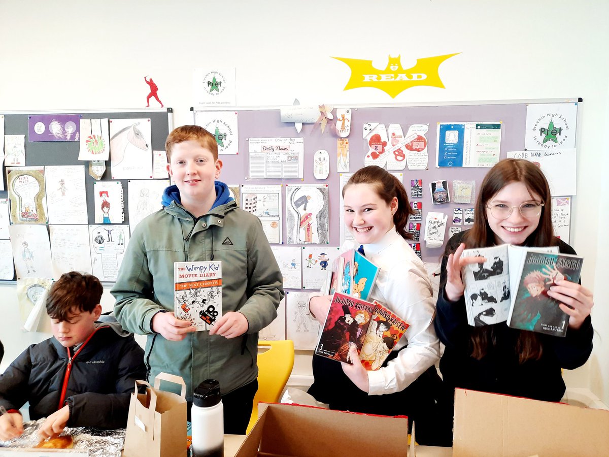 BrechinHighLib's tweet image. Epic unboxing of some of our #ReadingSchoolsFund-ed book order this lunchtime, with much excited arm waving by the Reading Ambassadors! I really missed a chance by not filming it. 🤦🏼♀️
#Squeeeee #ReadingSchools #ProudToBeBrechin @scottishbktrust