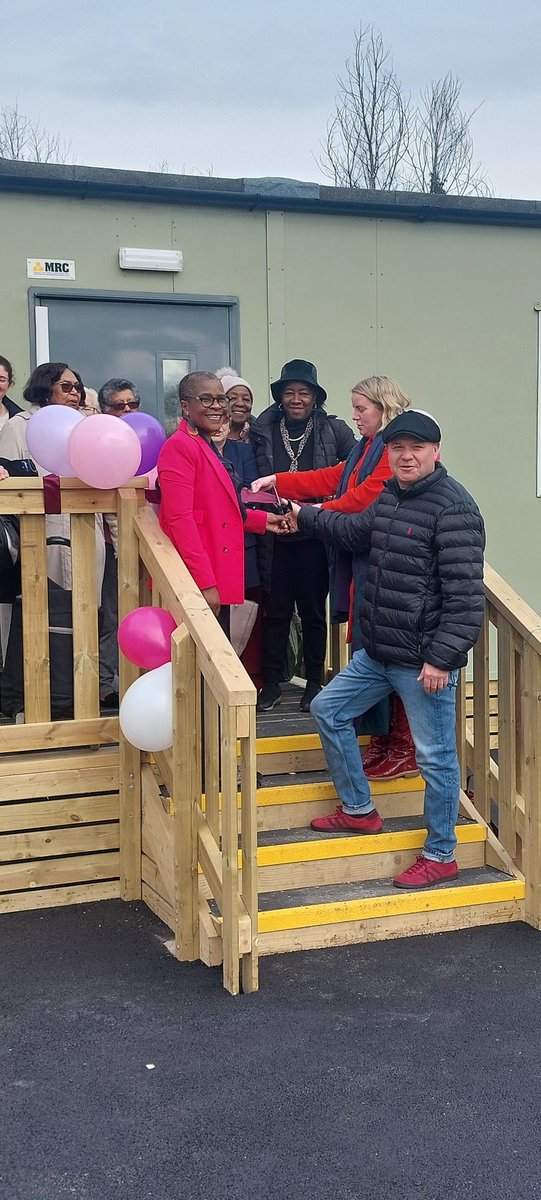 LengMicky's tweet image. Our Whitley Wood Community Centre is now open..
Thank you to all the residents, Cllrs &amp;amp; RBC officers that have made this day possible.
#placebased
Little big step 🌹