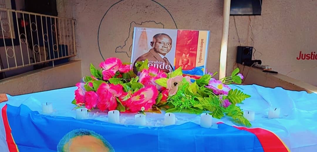 <a href="/Ensemblepourla/">Ensemble Pour La République</a>

La fédération de la ruashi,le fief du président <a href="/moise_katumbi/">Moise Katumbi</a> a respecté le mot d'ordre de la hiérarchie;
C mercredi20 mars,Recueillement de l'honorable <a href="/OkendeC/">JUSTICE POUR CHÉRUBIN OKENDE</a> au siège de la fédération.
<a href="/aminatha_kelly/">Aminatha kelly Kelly</a> <a href="/bolengetenge/">Dieudonné Bolengetenge</a> <a href="/gratieniracan/">IRACAN Gratien de Saint-Nicolas</a> <a href="/MichaelTshi/">Michael Tshibangu</a> 
#vaillanthero