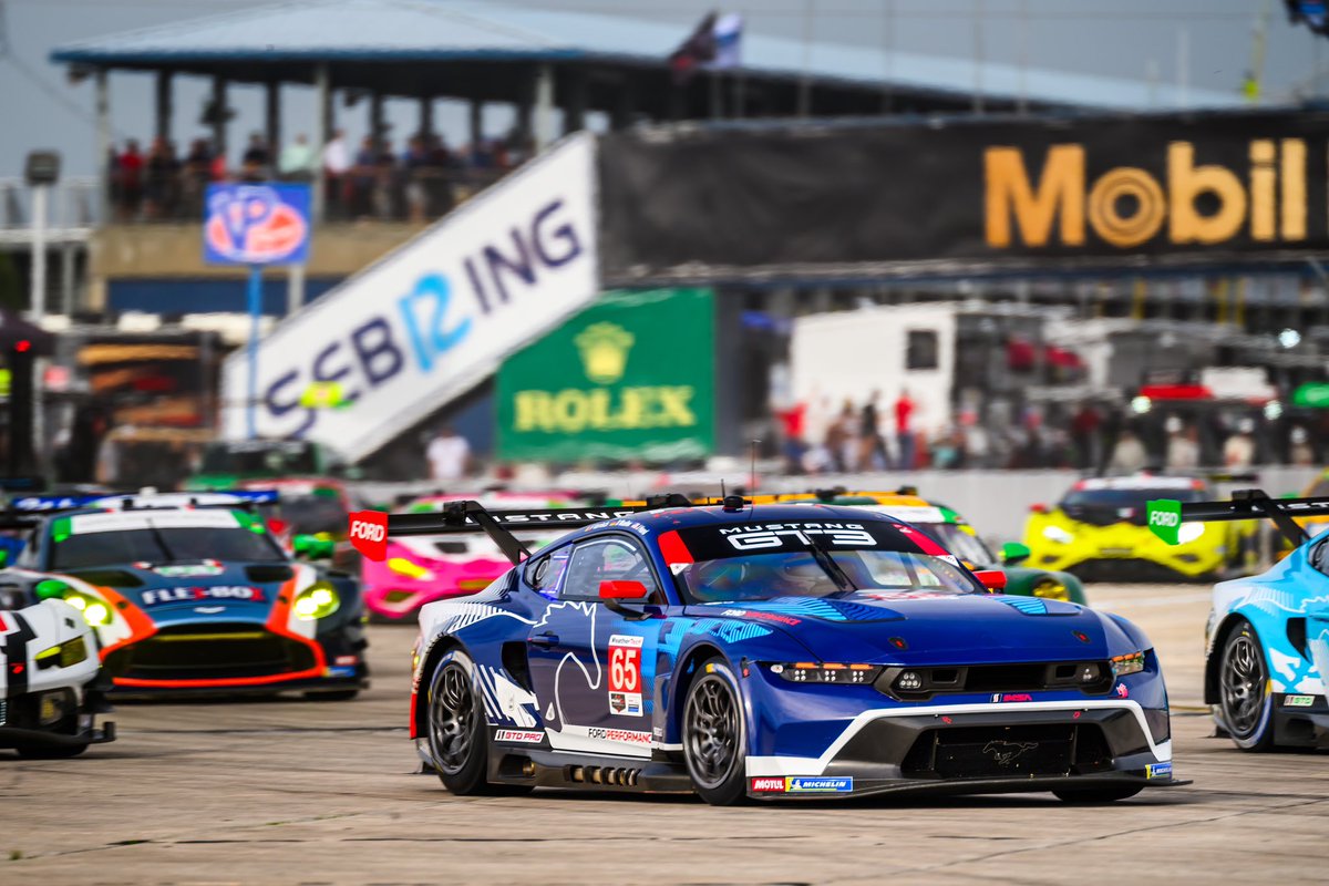 muellerdirk's tweet photo. Sebring 12h ☑️ We finished 7th and 8th in a brutal race. We learned a lot and we will come back stronger! The boys and girls did a great job and our Mustangs ran flawless all the time. Let’s push even more and the results on the podium will come💪🏻 #fordperformance #multimatic
#dirkmuellerracing #mustang