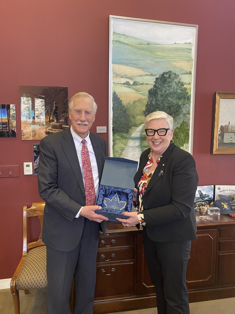 We are grateful @SenAngusKing for your leadership in the American-Canadian Economic and Security Caucus (ACES) & your advocacy for greater partnership between our countries. #Canada greatly values the longstanding cultural, economic and familial ties that we share with #Maine.