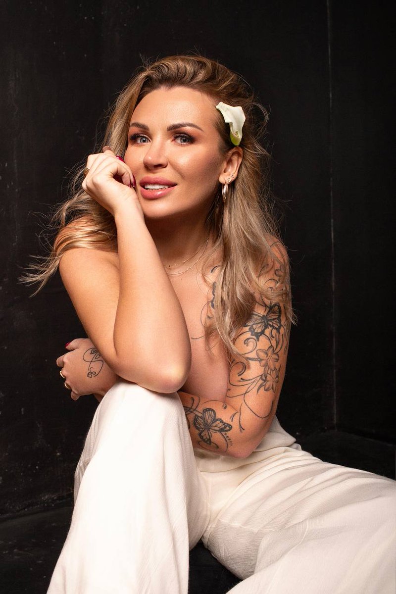 Ukrainian Ladies tweet media