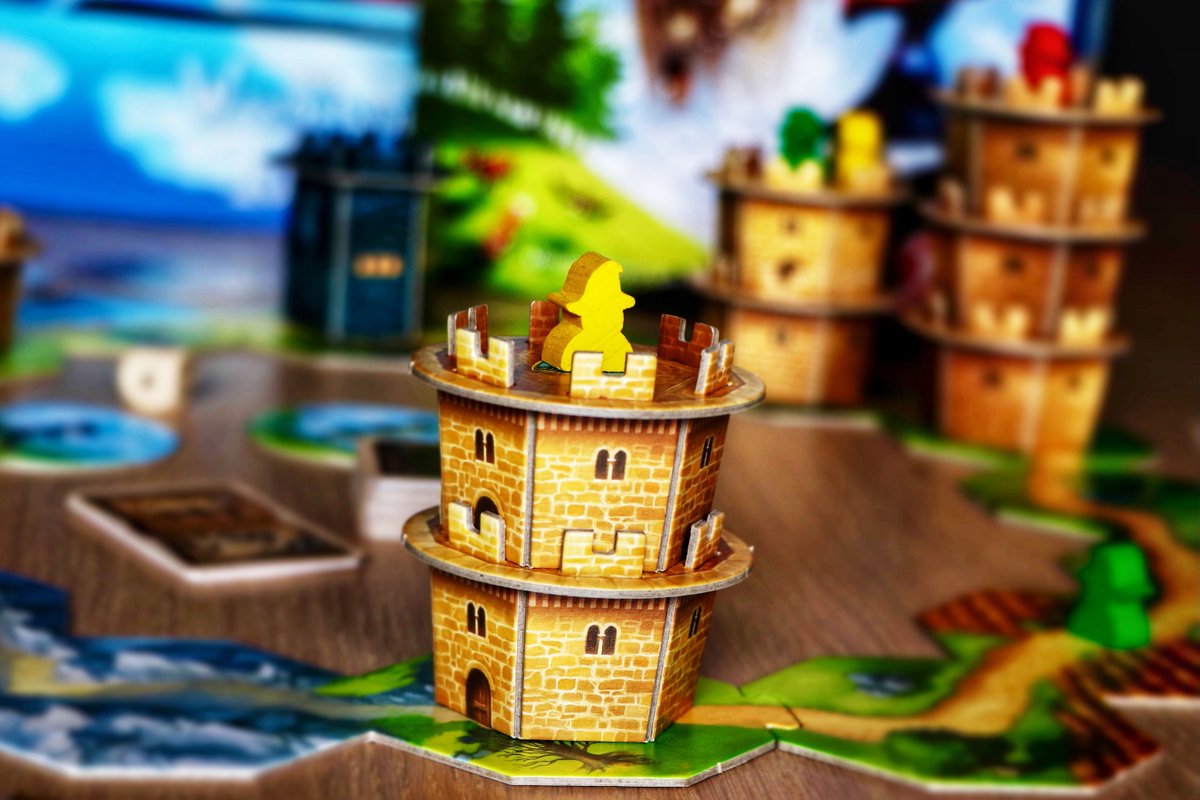 Wandering Towers is a critical success with fans and reviewers alike, and it's now back in stock on the Capstone Games website! Order Today: capstone-games.com/board-games/wa…