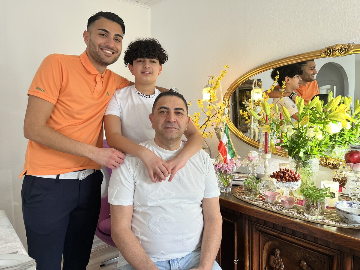 Norooz 1403 mobarak and hopefully a new year of healthy health and success! 🙏🏼🎉🌺🌹 
Sale no mobarak❤️
نوروز ۱۴۰۳ مبارک و امیدوارم سالی پر از سلامتی و موفقیت برایتان داشته باشید! 🙏🏼🎉🌺🌹 #PersianNewYear #Norooz