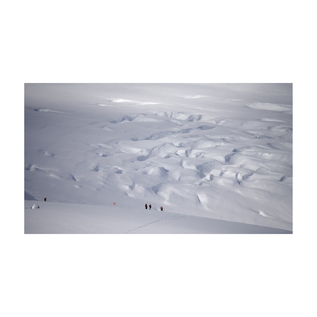 juergkaufmann's tweet photo. Diavolezza Glacier Race

Am Wochenende wurde das traditionsreiche Glacier Race nach über 30 Jahren Pause wiederbelebt. Der Schnee, das perfekte Licht und die Atmosphäre auf dem Gletscher waren beeindruckend.

#GlaciersToday
#NaturePhotography
#Glacier
#diavolezza
#JuergKaufmann https://t.co/FwtnhRqbGe