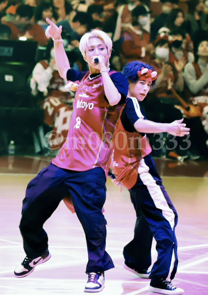 なんか相棒感のあるうさ💛💙

#OWV #浦野秀太 #佐野文哉 
#川崎ブレイブサンダース