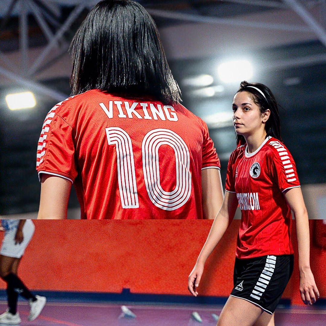 VikingClubParis's tweet photo. 3️⃣ 𝗣𝗢𝗜𝗡𝗧𝗦 𝗦𝗘́𝗖𝗨𝗥𝗜𝗦𝗘́𝗦 !⚡️

Face à l’équipe d’Aulnay Futsal, nos féminines ont remporté à la suite d’un gros match et une très belle débauche d’énergie ! 

𝑽𝑲𝑷 𝑹𝟏 𝑭. - 𝟑 🆚 𝟐 - 𝑨𝒖𝒍𝒏𝒂𝒚 𝑭𝒖𝒕𝒔𝒂𝒍 

⚫️🔴 #teamVKP https://t.co/N9VJmfYCY6