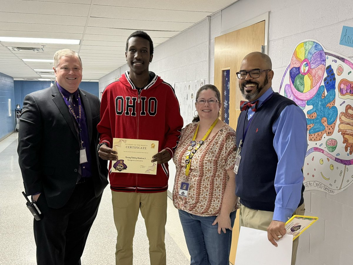 Proud of Marving B. Being selected as @RHSOfficial_RCS Livingston Campus’ Student of the Month!!! #ReynProud #academicexcellence