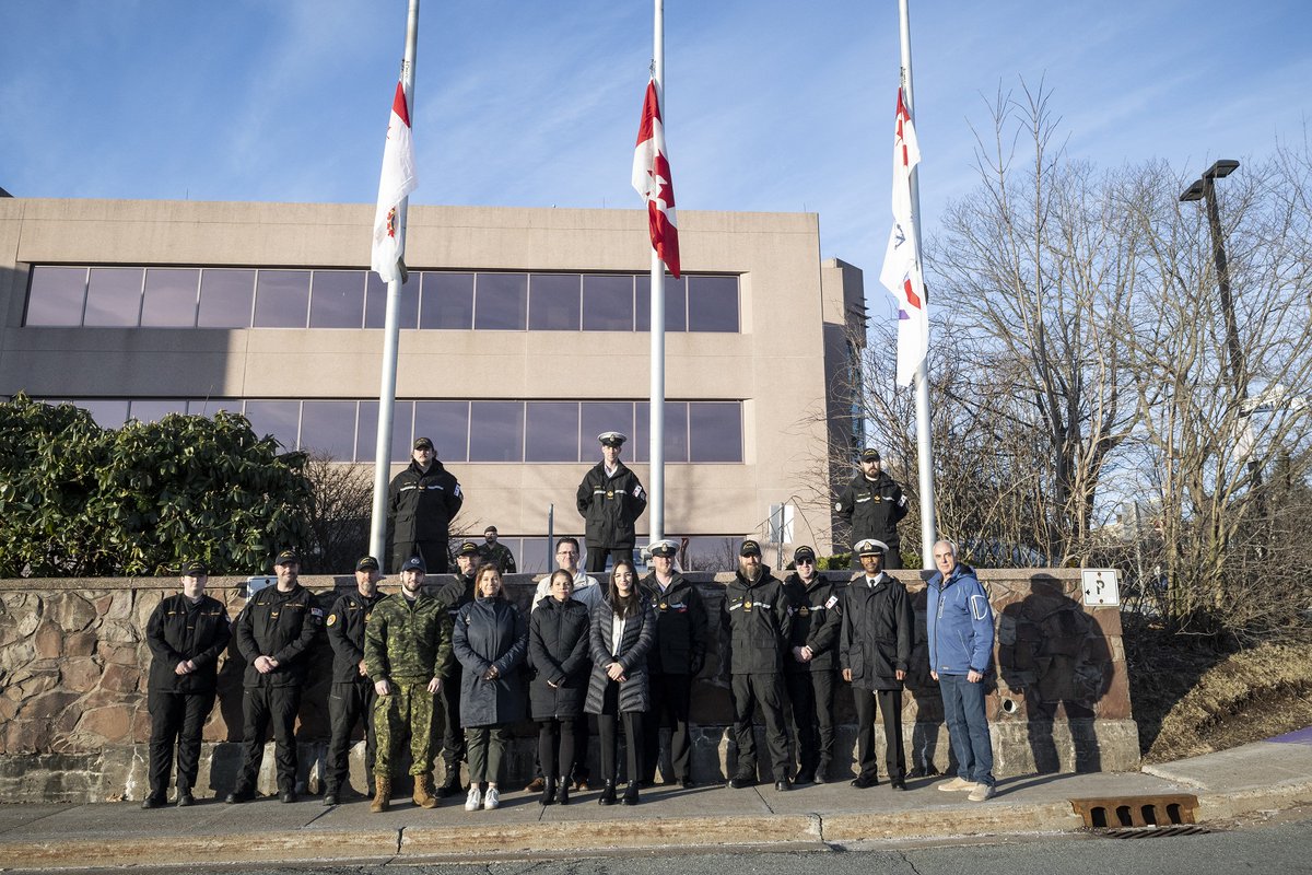 Today, March 20, local #DefenceTeam members gathered for the very first International Day of La Francophonie flag raising at CFB Halifax HQ and 12 Wing main gate.