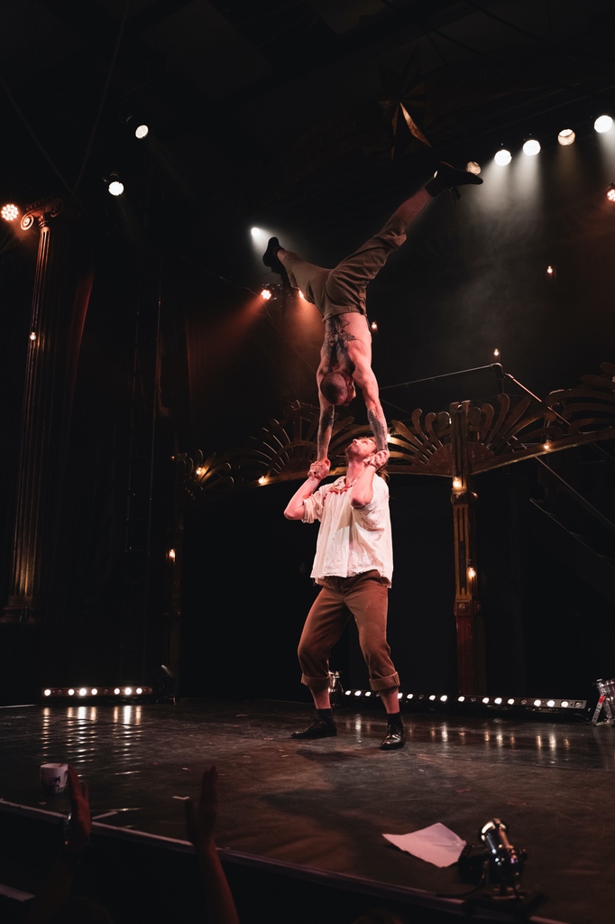 Circomedia (@circomedia) on Twitter photo Our Circomedia spring gala 2024 line up
23rd March!: 
Compere Extraordinaire Rod Laver
Ruby Burgess - Swinging trapeze
Charlie Brown - Hat juggling
Fingers Crossed Circus - Acrobatics
Jalina - Aerial hoop
Find out more: circomedia.com/spring-gala/ Our Circomedia spring gala 2024 line up
23rd March!: 
Compere Extraordinaire Rod Laver
Ruby Burgess - Swinging trapeze
Charlie Brown - Hat juggling
Fingers Crossed Circus - Acrobatics
Jalina - Aerial hoop
Find out more: circomedia.com/spring-gala/
