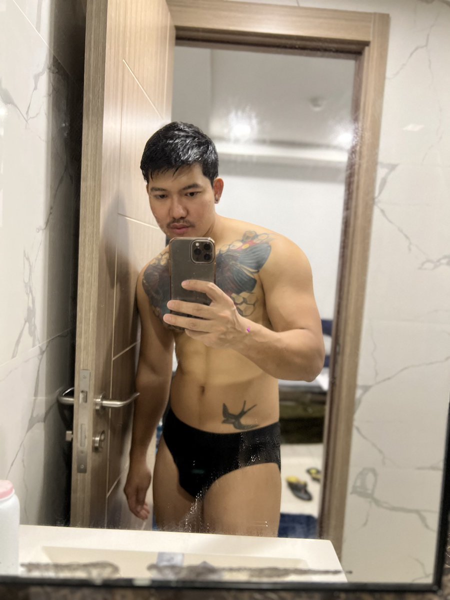 DoDo32853171's tweet photo. มีมั้ยคนที่อร่อยกว่าเบียร์ https://t.co/aPAz7Pl3BL