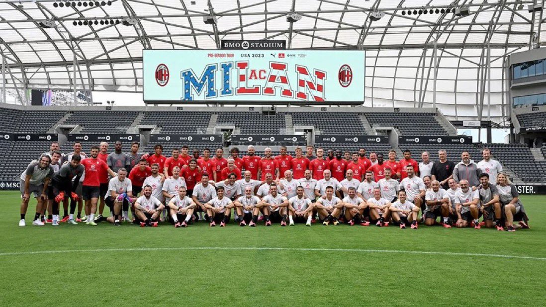 🔴⚫️ AC Milan USA @TheSCTour schedule: 🗓️ July 27, vs Manchester City 🔵 🏟️ Yankee Stadium 📌 New York City, NY 🗓️ July 31, vs Real Madrid ⚪️ 🏟️ Soldier Field 📌 Chicago, IL 🗓️ August 6, vs Barcelona 🔴🔵 🏟️ M&T Bank Stadium 📌 Baltimore, MD