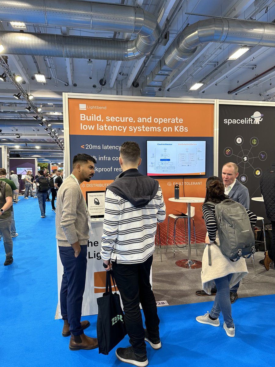 Great first day of #KubeCon Paris! Lots of action all day at the Lightbend booth. Thank you to everyone who stopped by to chat. If you didn’t get the chance, we are at booth J28 all week! #Lightbend #CloudNative #CloudNativeCon #Cloud #Akka #Kalix #CNCF