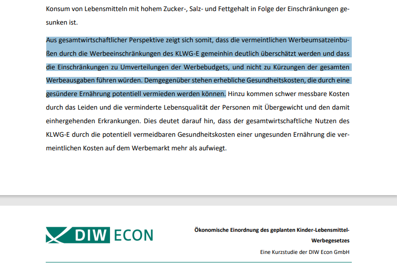 oliver_huizinga's tweet photo. Neue Entwicklung beim Kinderlebensmittel-Werbegesetz: 

Studie des @DIWECON für @foodwatch_de widerlegt das Schreckensszenario der Werbewirtschaft, wonach wirtschaftliche Einbußen in Milliardenhöhe zu erwarten seien. 

Lesenswert: https://t.co/xGFE0Evcib https://t.co/Jujv9J0uci