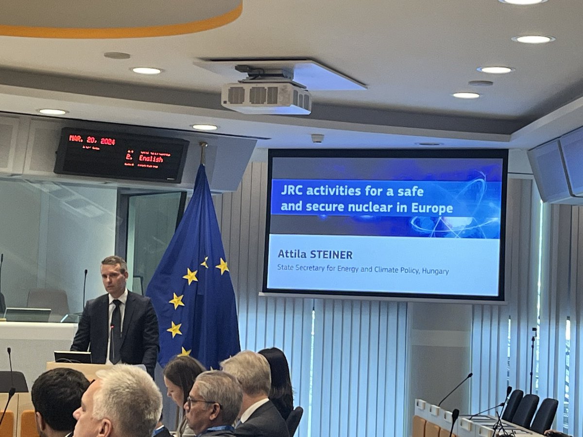 Le Secrétaire d’Etat hongrois à l’énergie et au climat @AttilaSteiner salue le rôle du JRC: un atout et un différentiateur pour l’Europe, un rôle de conseil « fact based » auprès de la Commission. 7/n