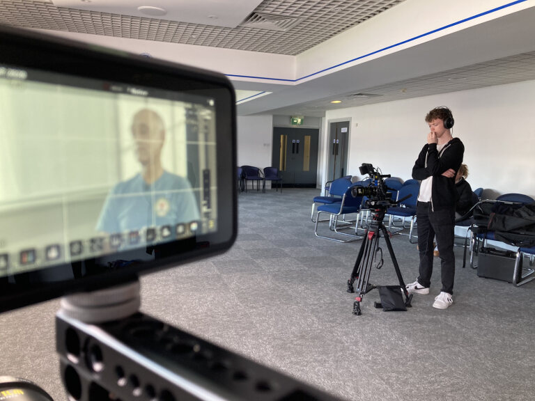 📽️ Two Film and Media students collaborated with Blackburn Rovers for #OneRovers initiative! 🎬 Livi and Corey, second-year students at Blackburn College, filmed interviews with fan groups, published on @Rovers socials!