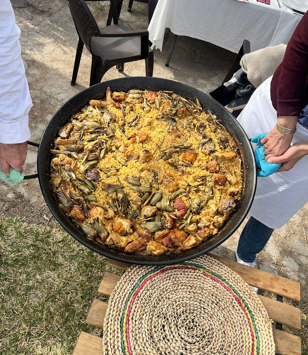 Pues estando en La Albufera tenía que caer una buena paella, no?