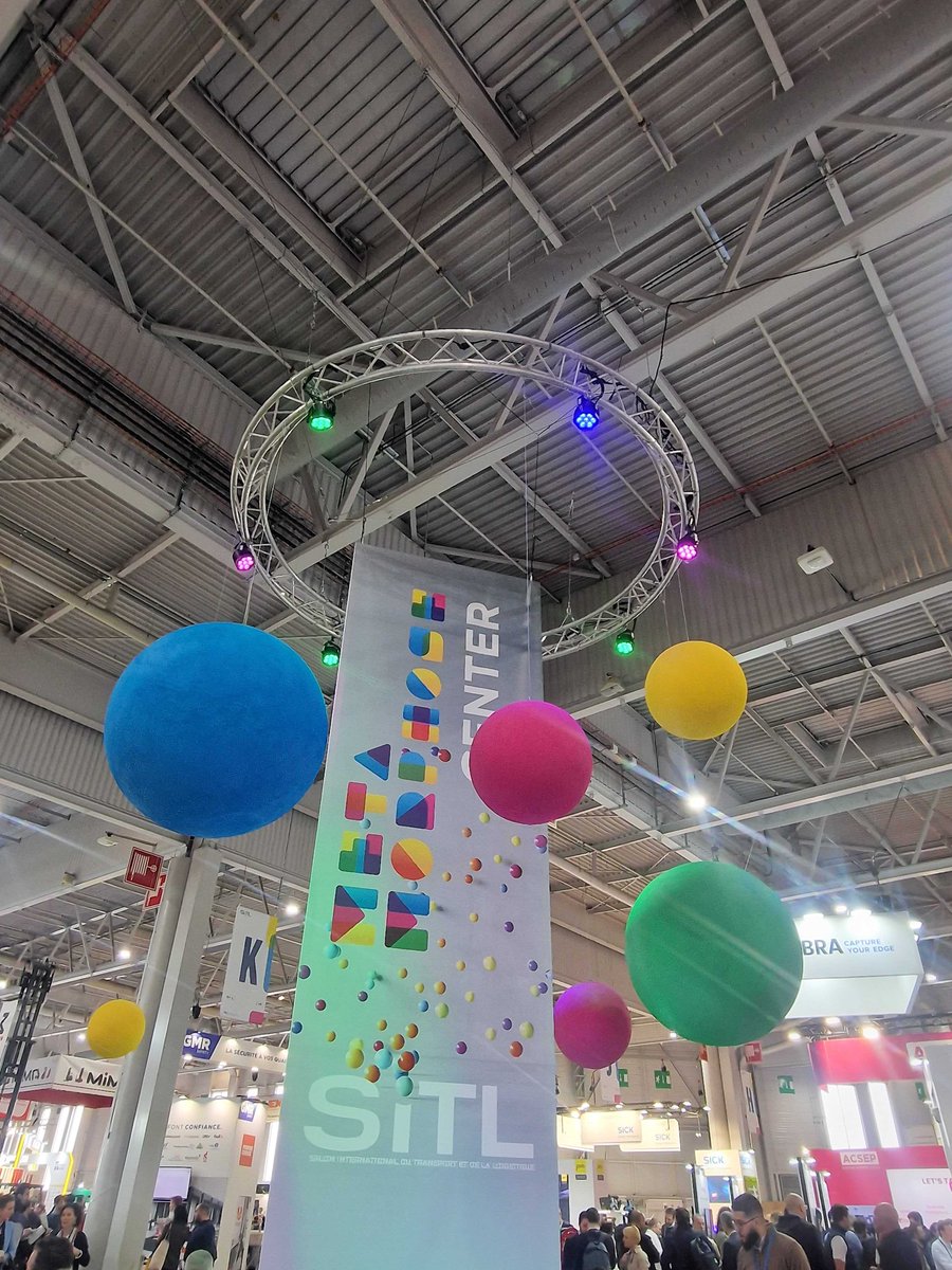 vendelux's tweet photo. We're at SITL in Paris! 🇫🇷🇫🇷🇫🇷

#SiTL2024 #eventmarketing #eventprofs https://t.co/fbUwX6vbm8