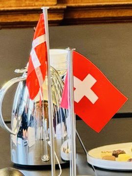 Underskrevet en aftale med Schweiz om tættere forskningssamarbejde i dag ! Vigtigt at udveksle viden med en anden stærk forskningsnation. #dkpol #forskdk