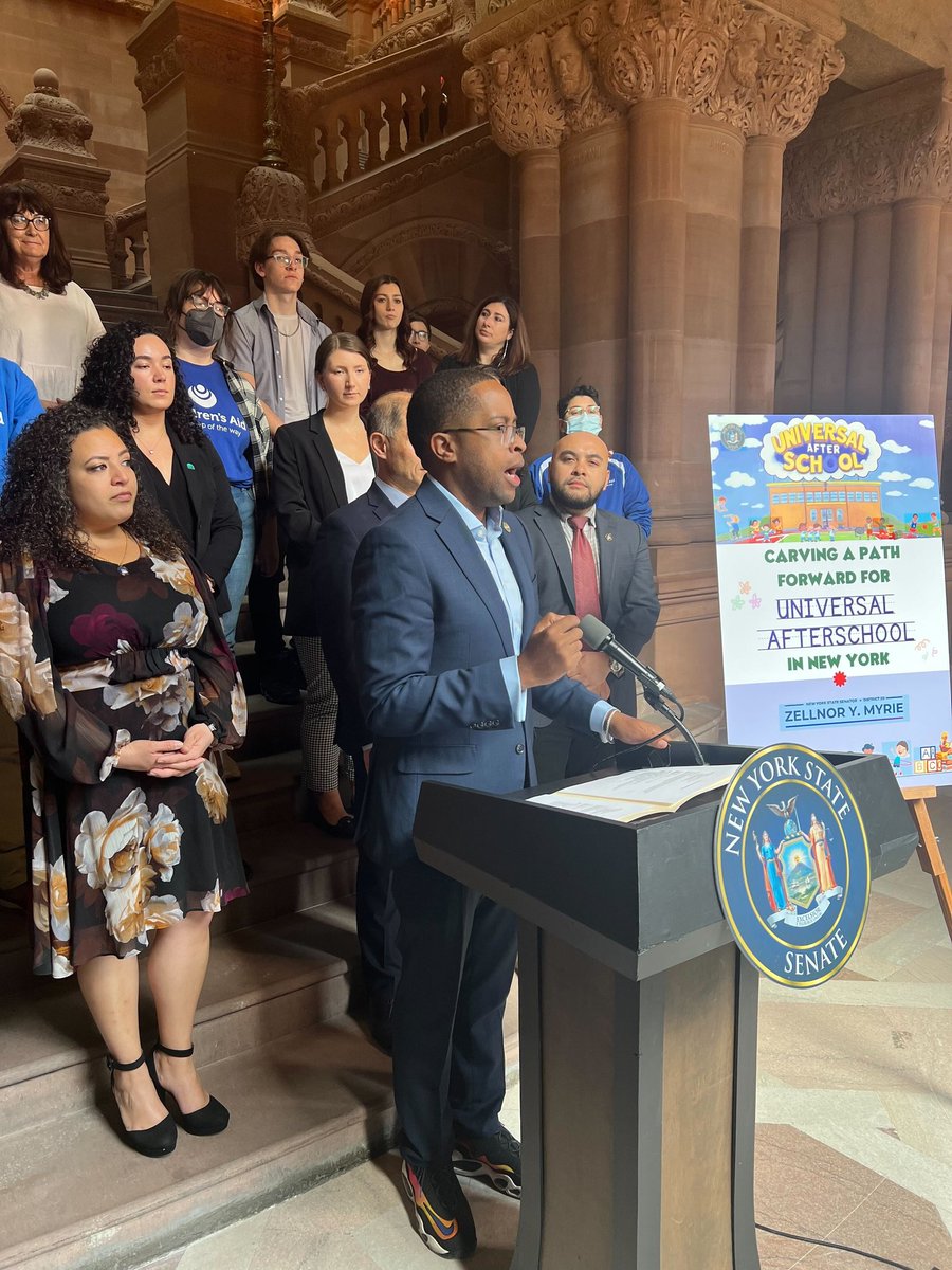 Universal free afterschool could be a game-changer for NY's working families. Today I was proud to stand with allies and advocates, urging that we lay the groundwork in this year's budget. Let's get it done!