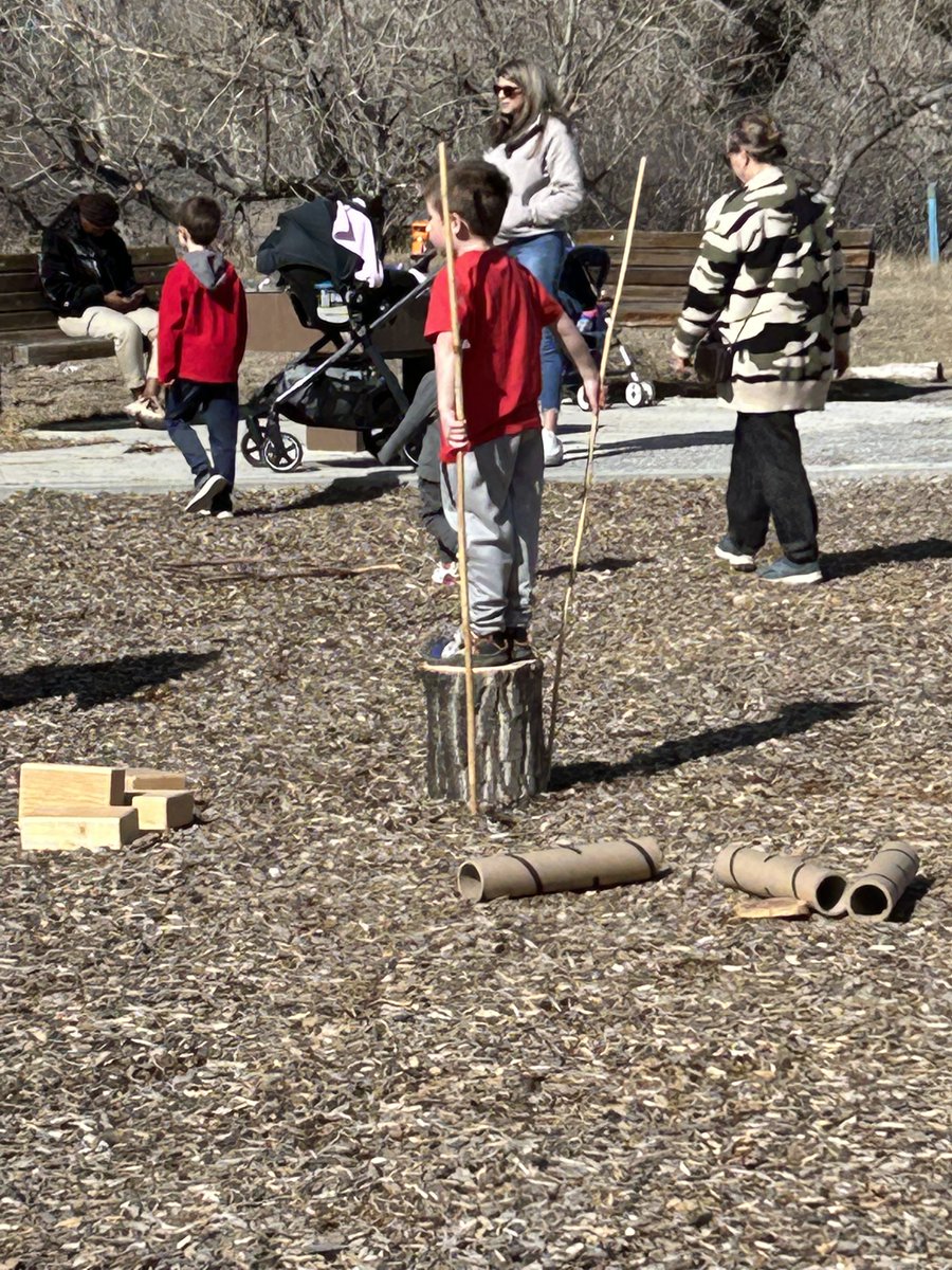 cjackson789's tweet photo. ECE students participated in the Spring Nature Fest at Helen Schuler Nature Center to welcome the arrival of spring on March 15th.  The students set up a loose parts play for the community. #looseparts #PLAY https://t.co/hJtlKdAvQt