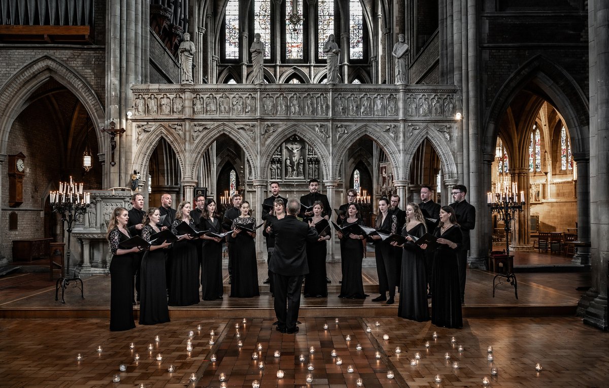 New concert announcement! 🕯️Tenebrae by Candlelight 📆: Thursday 13th June 2024 🕐: 7:30pm 📍: St Bartholomew-the-Great, London 🎟️: loom.ly/onqLwes Premium Tickets include an invitation to a post-concert drinks reception 🥂 #whatsoninlondon #candlelitconcert #livemusic