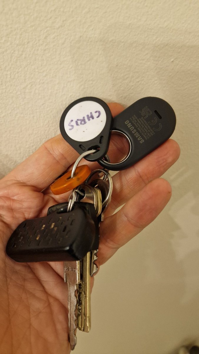 Chris Manton tweet media