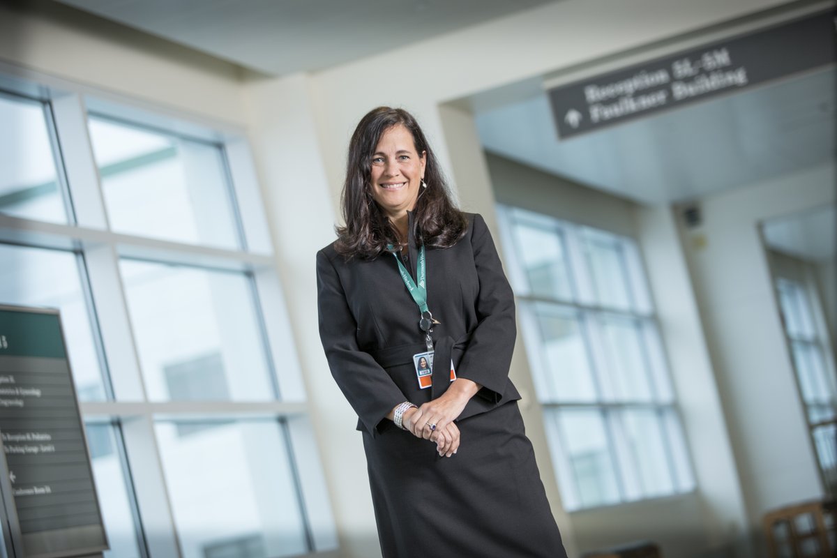 Maria Padin, MD, chief medical officer of our southern #NH clinics, was recently recognized by @modrnhealthcr as one of its 2024 #WomenLeaders in #Healthcare! Congratulations, Dr. Padin! 👏🎉 bit.ly/49SzjVF