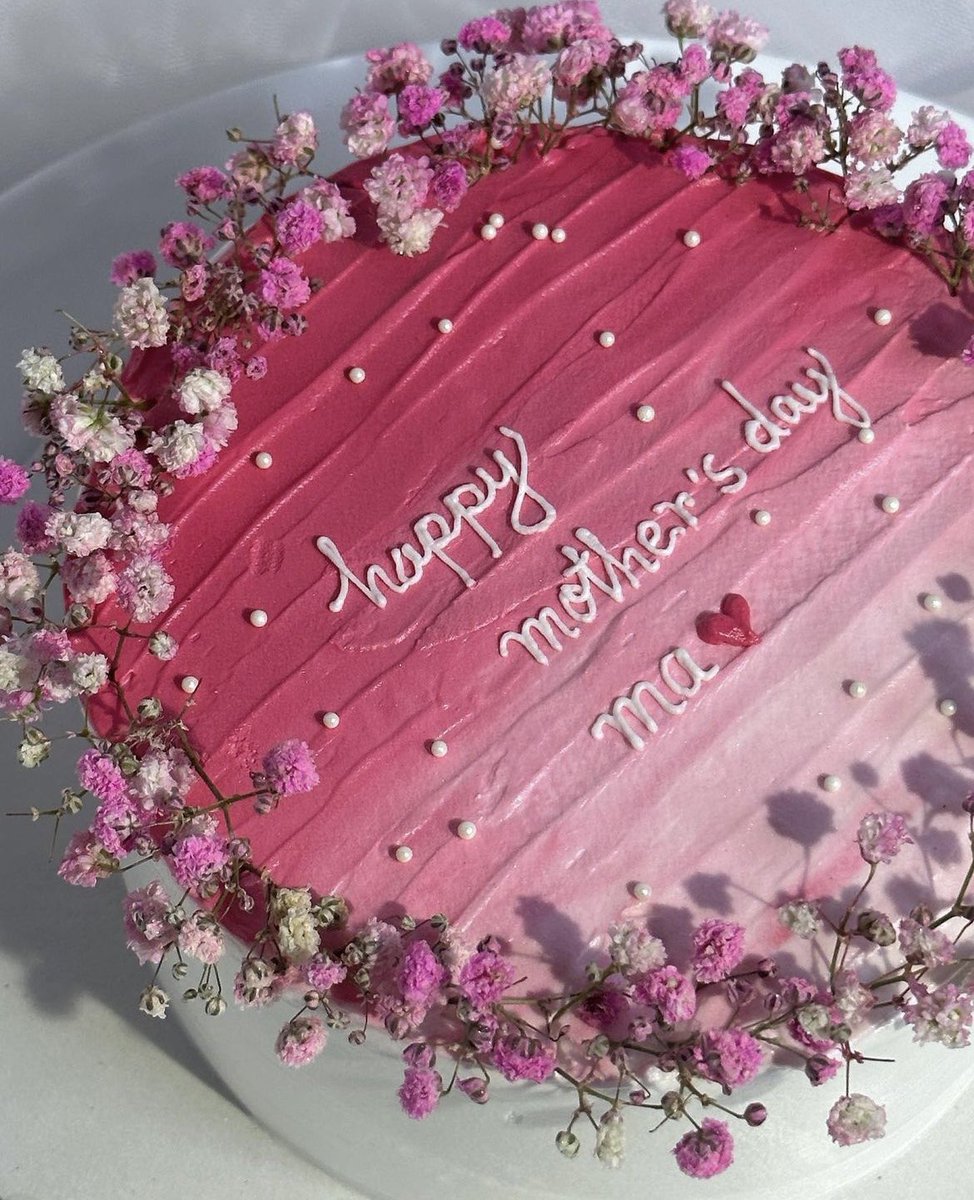 CakesFa's tweet photo. Happy Mother’s Day 💗 https://t.co/6JUjF5NGhx
