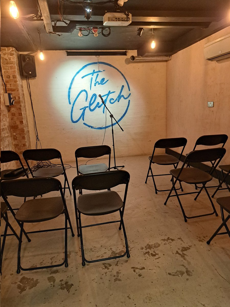 Comedy tonight! 

See you in an hour <a href="/theglitch_se1/">The Glitch | VAULT Creative Arts</a>

Tix: eventbrite.co.uk/e/nice-new-int…
