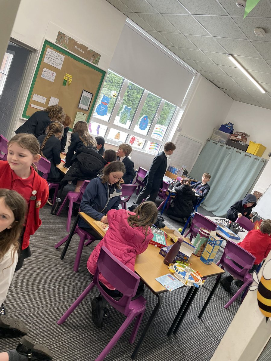 Sytchampton School tweet media