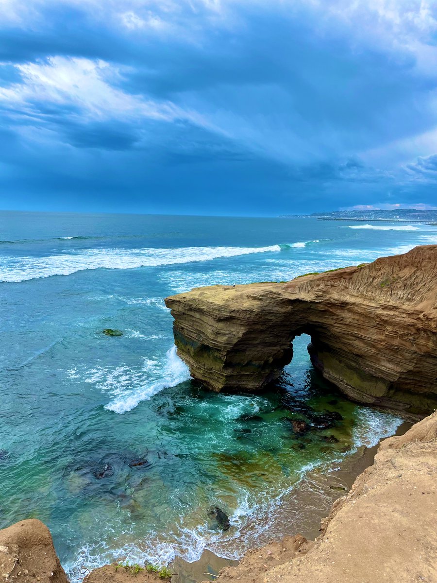 DToredi's tweet image. Just arrived in LA after exploring beautiful San Diego, all hyped about #APLS2024! 🌞

Also, come see my talk this Friday at 16:10 in San Gabriel C. I’ll discuss individual differences as reflectors of eyewitness accuracy.

Excited to see everyone soon!