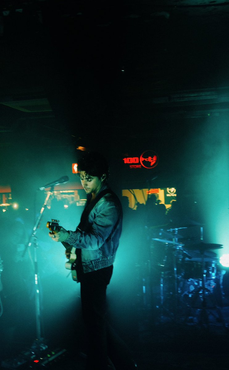 TheVampsBrad's tweet image. Night 1 at the @100clubLondon was beautiful, blown away, let’s go again tonight shallll we x