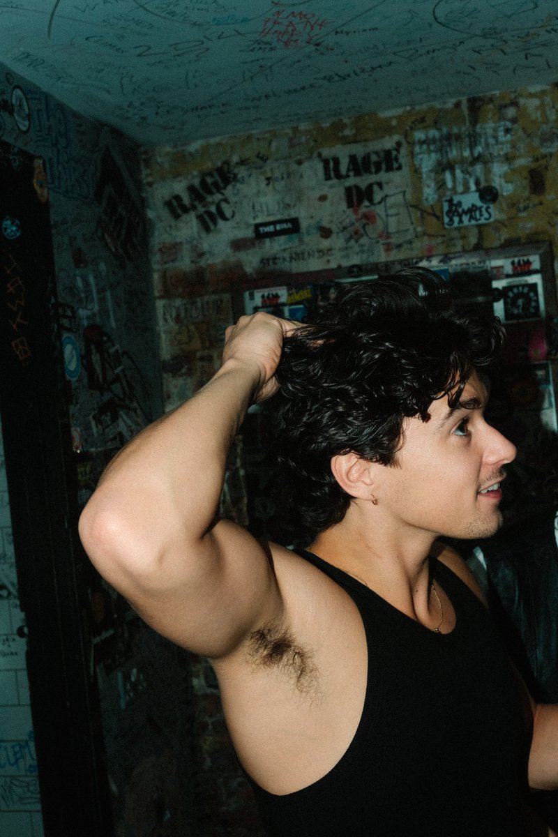 TheVampsBrad's tweet image. Night 1 at the @100clubLondon was beautiful, blown away, let’s go again tonight shallll we x