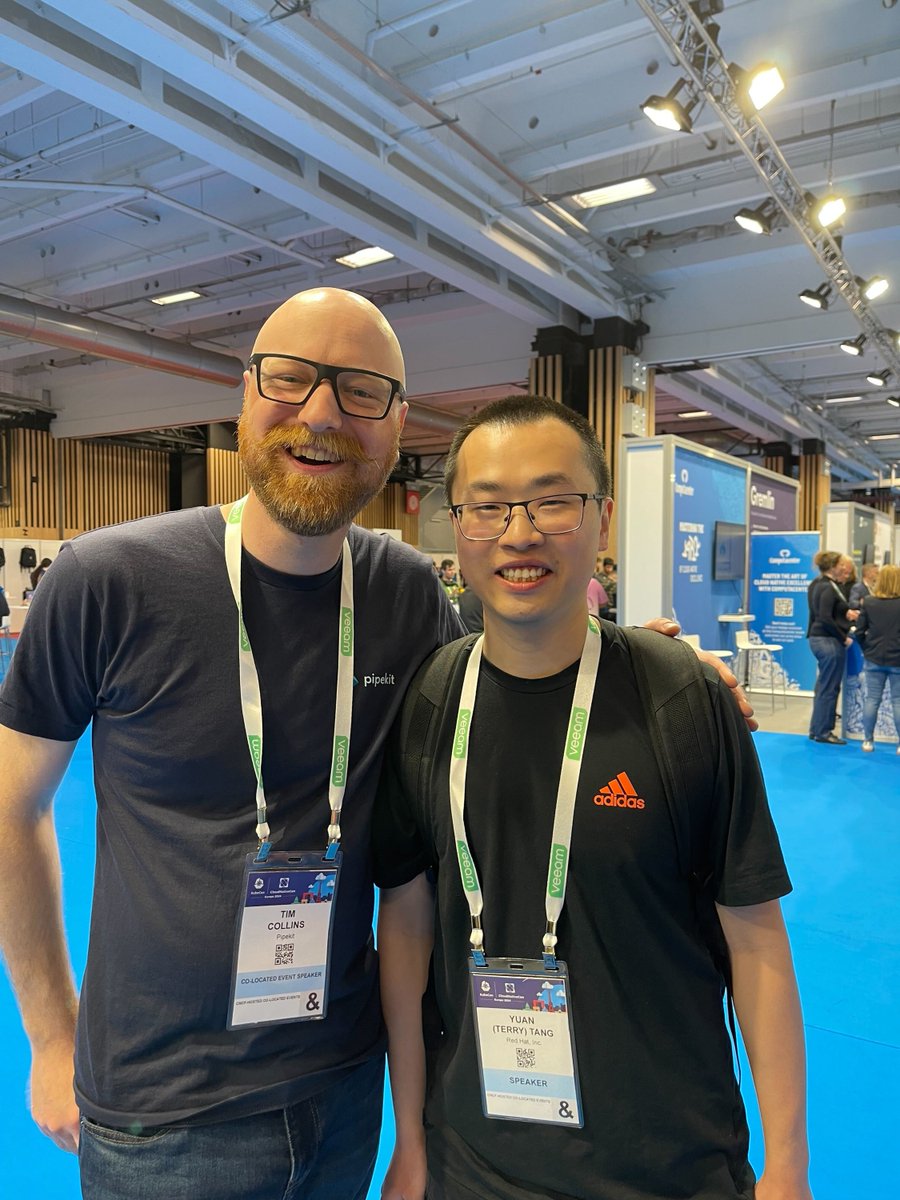 We've been having a great time in the #KubeConEU showcase hall. Good conversation, demos, and lots of catching up with friends and familiar faces.

Stop by booth E34 if you haven't yet said hello to the Pipekit team. We'd love to see you! 👋