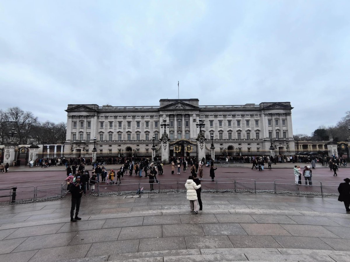 “All truly great thoughts are conceived while walking,,