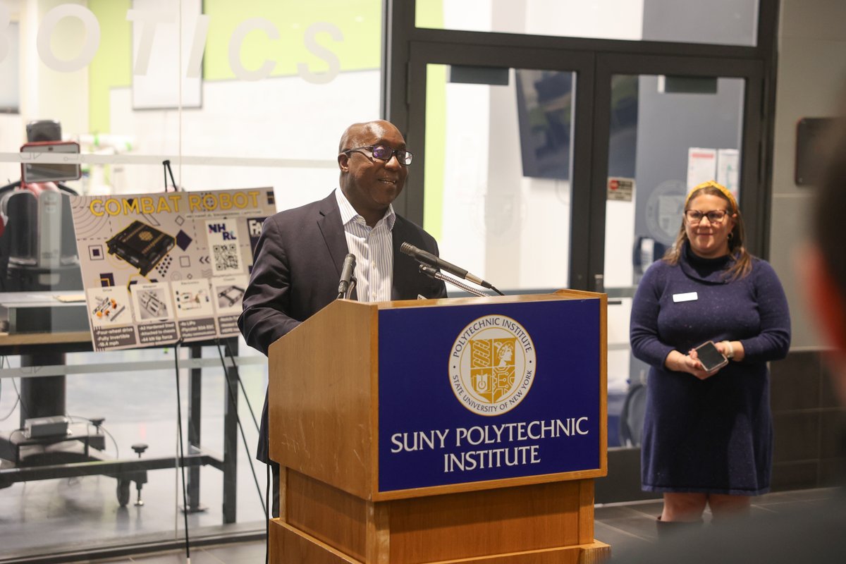 SUNYPolyInst's tweet photo. Last night, SUNY Poly was proud to host the Utica Chamber of Commerce After Hours event at the Center for Global Advanced Manufacturing facility (CGAM) in Donovan Hall. Thank you for joining us and sharing your excitement for our institution's future! #sunypoly #uticany https://t.co/EDLr7a0HR6