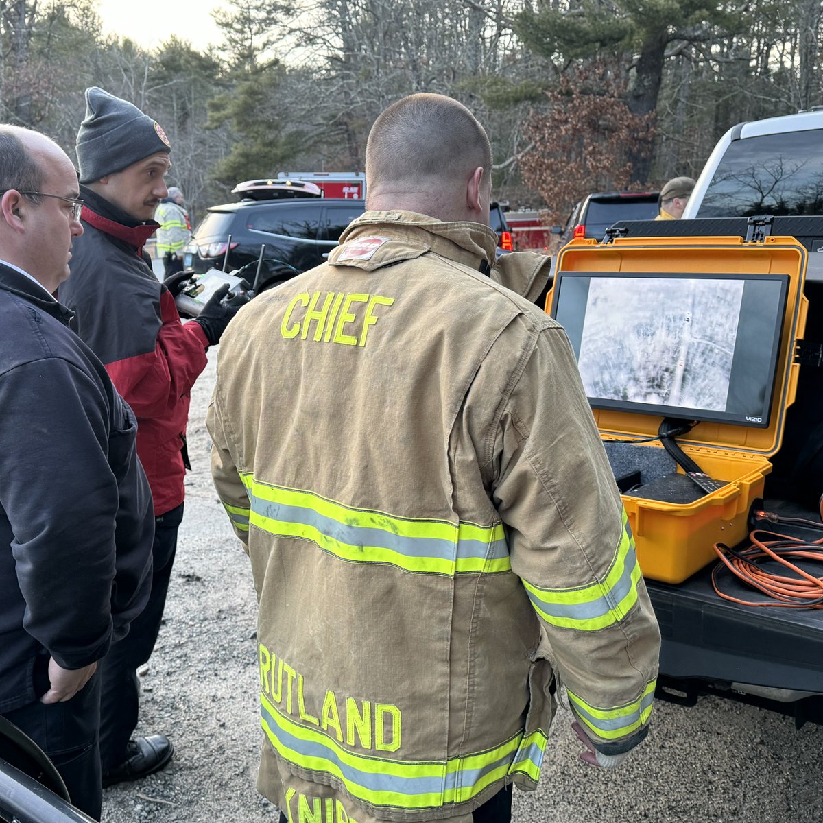 MassDFS's tweet image. DFS Special Operations personnel supported the @RutlandMAFire with a #Drone unit yesterday. By providing an eye in the sky, drones can help incident commanders direct resources at large-scale events like the #BrushFire at Rutland State Park. Learn more: ow.ly/t0Ug50QXwGr