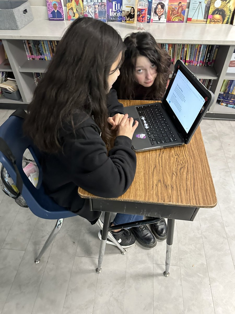 ChyniaParsons's tweet photo. Museum style presentations in Mrs. Cain’s class today!! Their writings are so amazing! https://t.co/ndnGEbl5Pj