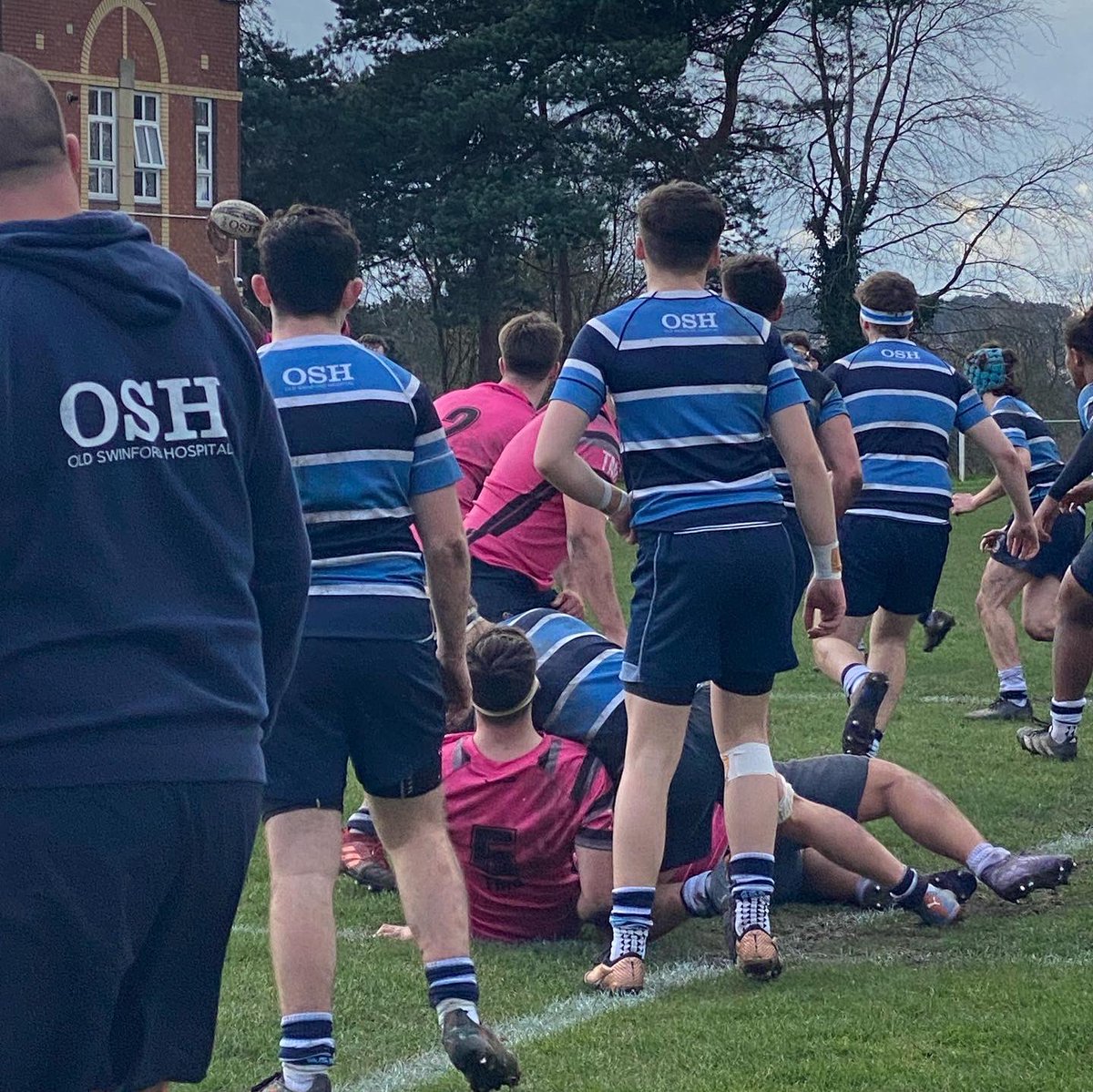 OSH tradition says the last Senior Games of Spring Term sees Sixth Form ‘Leavers’ (Year 13) take on the ‘Remainers’ (Year 12). Netball, the match ended with a 12-12 draw. Rugby was a more decisive 50-19 win for the Leavers. Brilliant games and great to see so many spectators