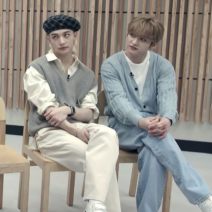 ͏A cinturinha.                           ㅤㅤQuem segura: ͏ ͏ ͏