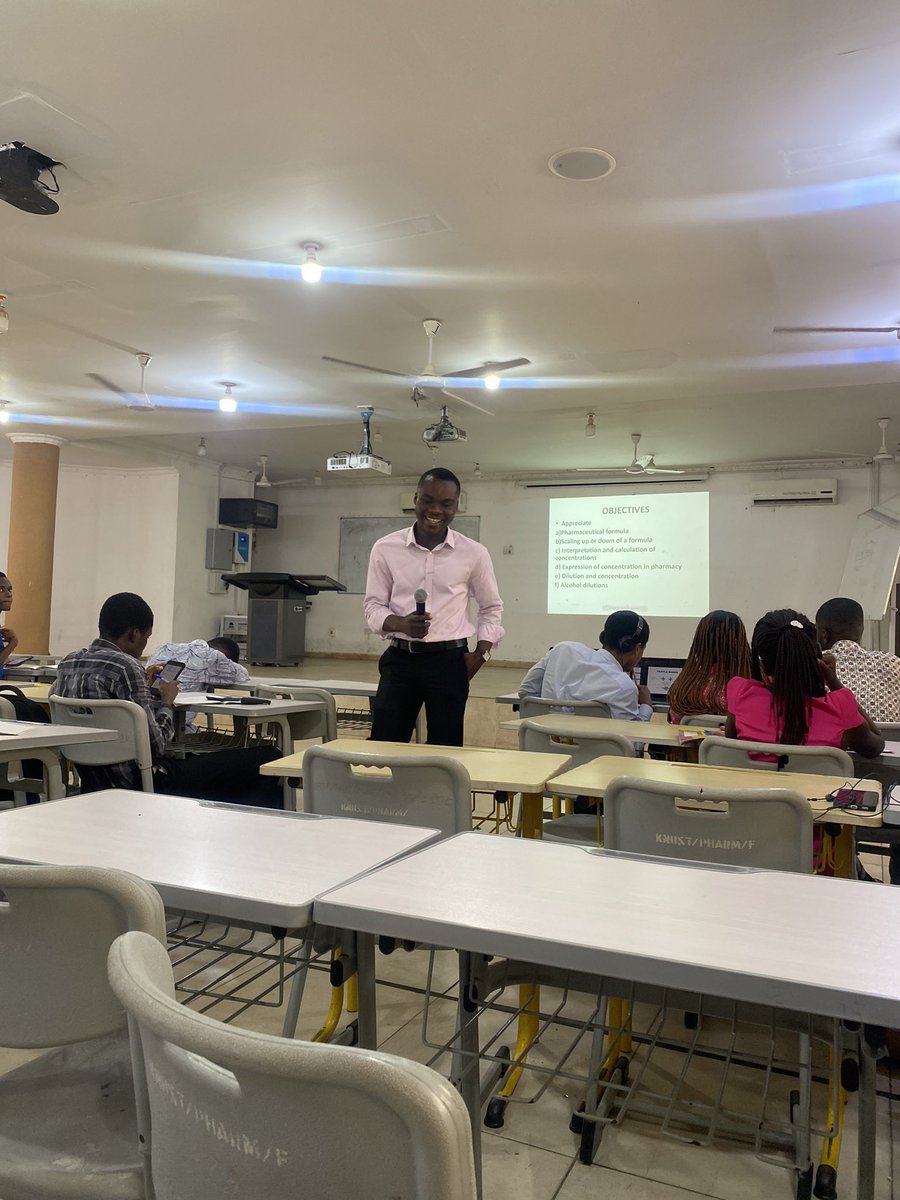 just_drew1's tweet photo. Within week, I have taken the initiative to visit numerous classes in Hesa and have conducted informative sessions about the esteemed Hesa SOMESO Bursary. I not only explained the application process but also provided printed forms and assisted individuals with filling them out. https://t.co/sqphSOqfwC