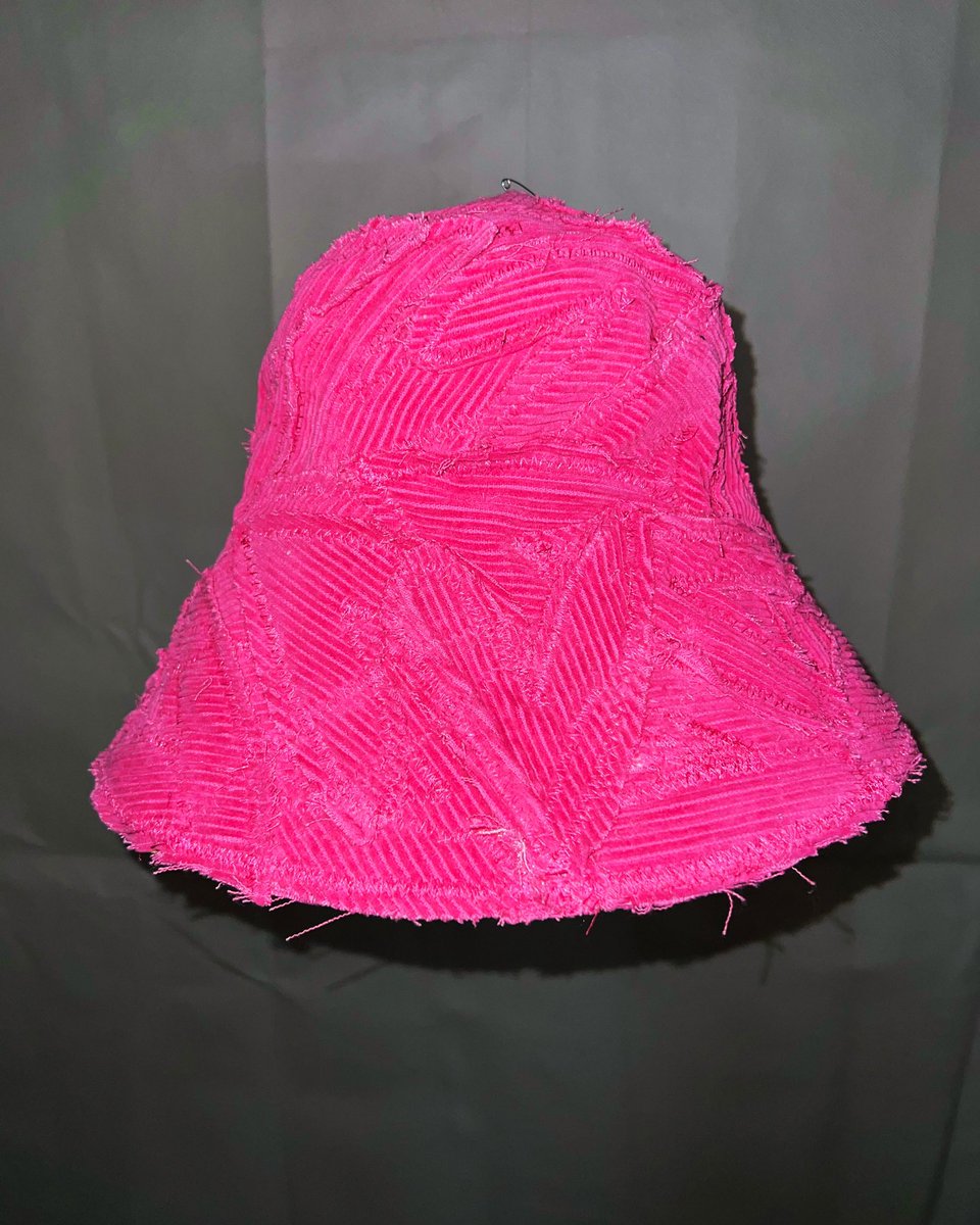 dearcyrene's tweet photo. Handcrafted Recycled Starburst Corduroy Bucket Hat
•
•
•
•
#fashion #hearts #love #buckethat #hat #courdoroy #handmade #distress #courdoryhat #silklining #handcrafted #1of #blackowned #blackownedbusiness #blackownedclothing #clothingbrand https://t.co/YagmhPao02