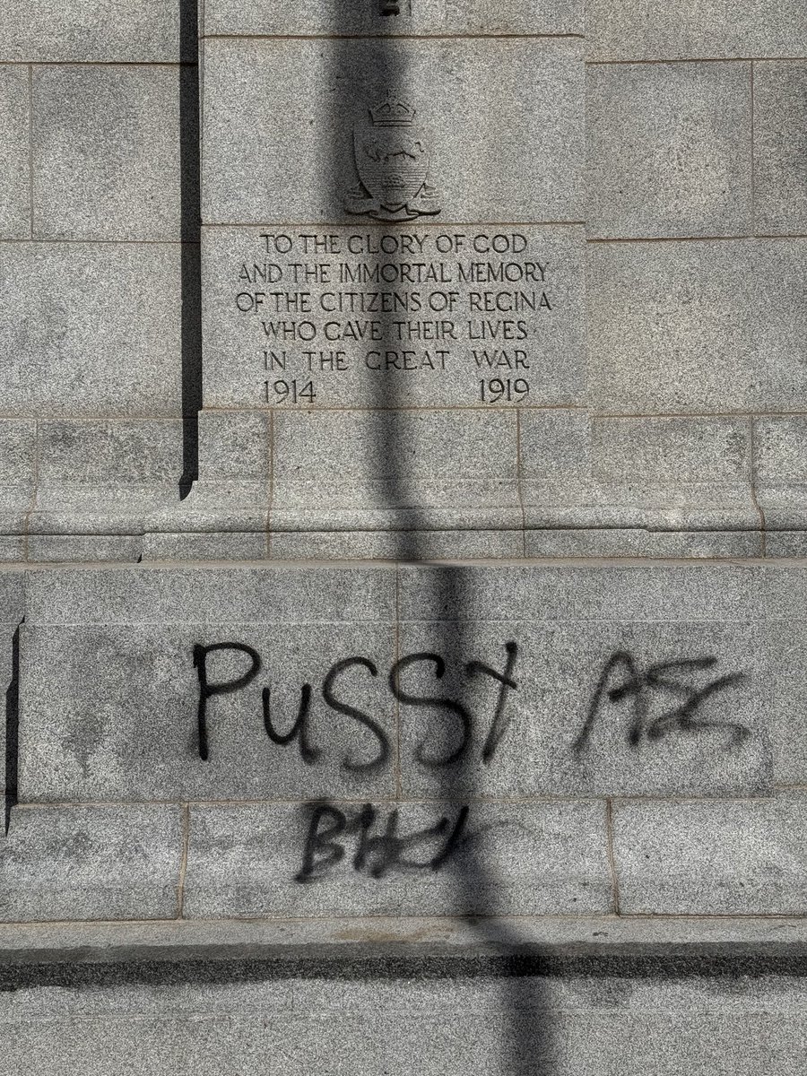 Regina’s Cenotaph was vandalized.
#yqr | #seeyqr | #experienceregina | #yqrcc