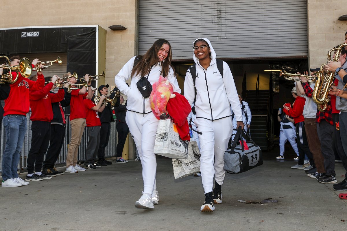TerpsWBB's tweet photo. Destination: Palo Alto

#BuiltForIt https://t.co/f15MFKmP8v
