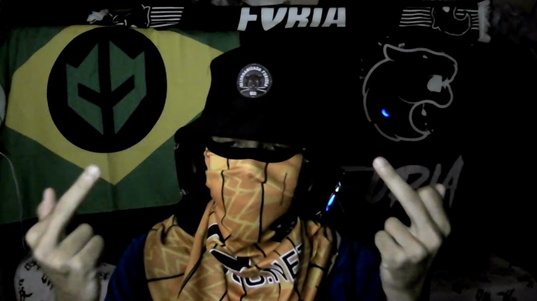zap_B10's tweet photo. @sawggofficial não vai roubar minha vaga, os manos já estão preparados para o combate. @dez_organizada @wesleytrn @FURIA https://t.co/jMYdOdnBOk