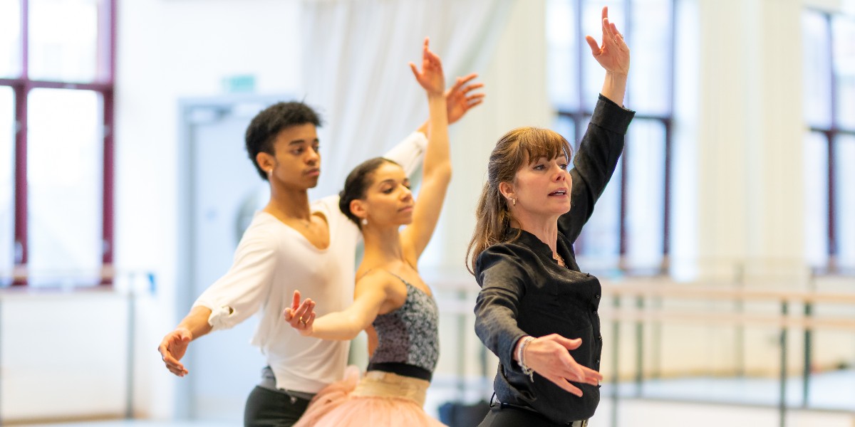 Behind the scenes with @DarceyOfficial at Birmingham Royal Ballet 🤩! It was fantastic to welcome Darcey into BRB's studios where she has been sharing her expertise with BRB's dancers during rehearsals for The Sleeping Beauty. 🎟️: brnw.ch/21wI3Sw